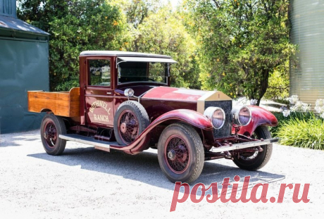 Единственный в мире пикап Rolls-Royce 1926 года Кузов пикап для Rolls-Royce Silver Ghost может показаться необычным, хотя есть в этом автомобиле кое-что отлично подходящее для хозяйственных нужд – тяговитый 6-ти цилиндровый двигатель объемом 7,5 ли…