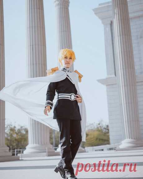 Photo by seiya on April 26, 2020. May be an anime-style image of 1 person and standing.