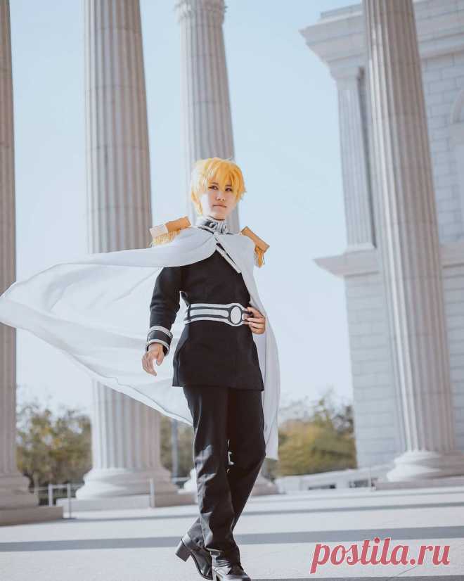 Photo by seiya on April 26, 2020. May be an anime-style image of 1 person and standing.