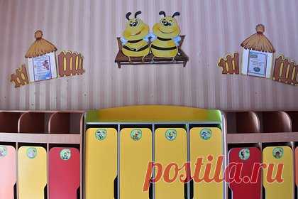 Российский детский сад обвинили в издевательствах над воспитанниками. Детский сад на Сахалине обвинили в жестоких издевательствах над воспитанниками. Об этом сообщает издание «Подъем». Директор детского сада отвергла эти обвинения, заявив, что служебная проверка никаких нарушений не выявила, и добавила, что ребенка связала сама бывшая воспитательница.