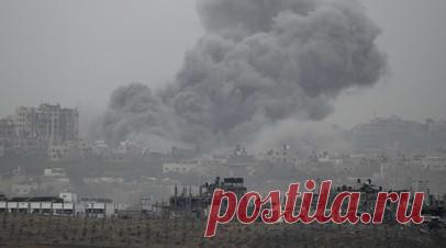 При ударе Израиля по лагерю беженцев «Джабалия» погибли 16 человек. В результате удара израильских военных по лагерю беженцев «Джабалия» в секторе Газа погибли 16 человек. Читать далее