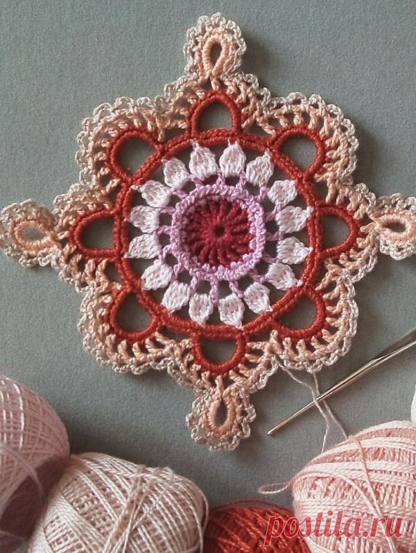 красивый бабушкин квадрат