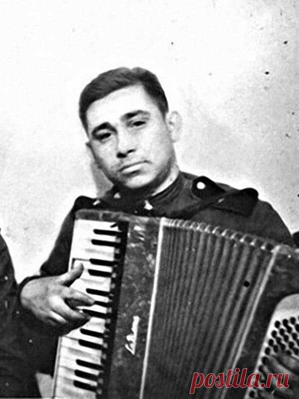 Михаил Светин, 11 декабря, 1929
 • 30 августа 2015