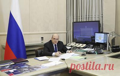 В РФ стартует пилотный проект по введению электронных аттестатов о среднем образовании. Как сообщил премьер-министр РФ Михаил Мишустин, участвовать в эксперименте будут школы, функционирующие на базе пяти университетов