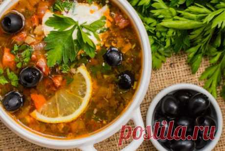 Солянка мясная сборная с беконом рецепт – русская кухня: супы. «Еда»