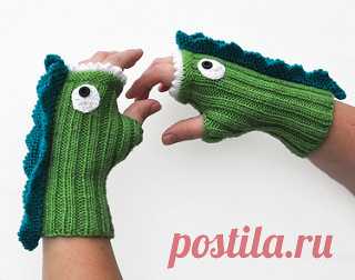 Knit Dragon Mitts pattern by NeedleNoodles Dragon Mitts: keep yourself entertained and your hands toasty warm!