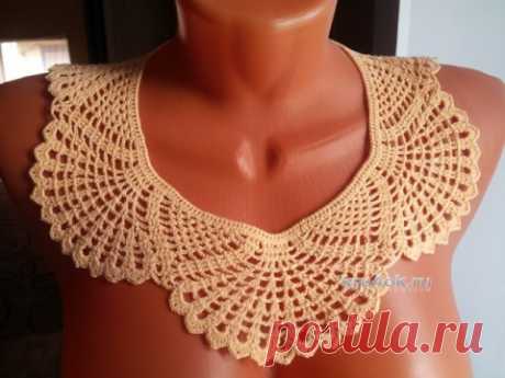 Вязаный воротничок — работа Инны Пальчун