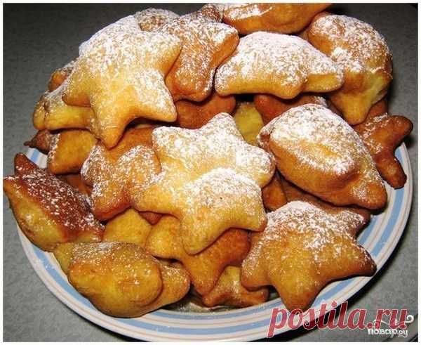 ПЫШКИ СКОРЫЕ в Сковороде !!!  **Яйцо 2шт, сахар 3-4ст/л, сметана 4ст/л, сода 0.5ч/л, мука 1ст, раст/масло 200мл, уксус 0.5ч/л, соль.  //Повар.ру