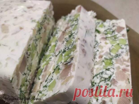 Эстонская закуска "Тарендис" - БУДЕТ ВКУСНО! - медиаплатформа МирТесен Я не ошибусь, если скажу, что малосольную селёдочку наш народ любит. Мы любим и обычное селёдочное филе под лучком, и в добавлении рубленой сельди в различные салаты. Форшмак - это самое известное и знаменитое блюдо из рубленого селёдочного филе. А в нашей полосе чаще на столах можно увидеть