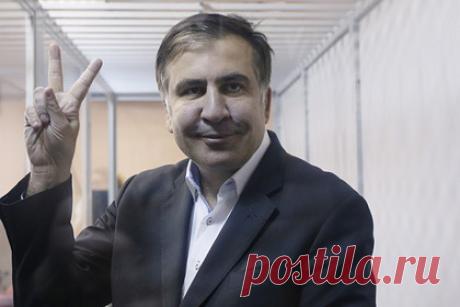 Стало известно о состоянии Саакашвили во время голодовки. Состояние здоровья бывшего президента Грузии Михаила Саакашвили на шестой день голодовки в Руставской тюрьме нормальное. Об этом после встречи с политиком рассказал гендиректор оппозиционного телеканала «Мтавари архи» Ника Гварамия. Он заверил, что никогда не видел бывшего главу государства таким активным.