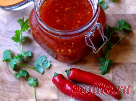 Аджика на зиму - 7 лучших рецептов вкусной домашней аджики Домашняя аджика на зиму - лучшие рецепты. Аджика пальчики оближешь из помидоров, перца и чеснока, из кабачков и баклажанов, аджика без варки