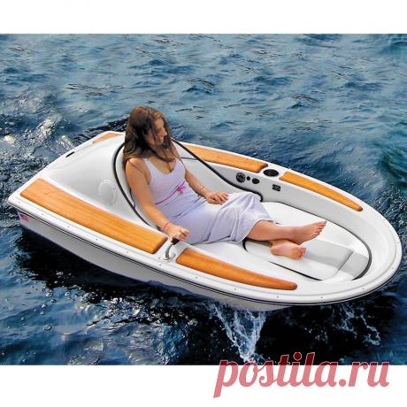 The One-Person Electric Watercraft - Hammacher Schlemmer