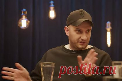 Продюсер популярного шоу рассказал о «психологической травме» от КВН. Креативный продюсер шоу «Импровизация. Команды» на канале ТНТ Стас Шеминов раскрыл, что у некоторых участников проекта есть «психологическая травма» от КВН. В декабре 2022 года стало известно, что ТНТ закрыл проекты «Импровизация. Команды» и «Импровизация». Позднее на СТС вышло аналогичное шоу «Импровизаторы».