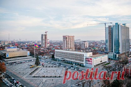 Россияне бросились скупать жилье в одном регионе. По итогу 2023 года Краснодарский край опередил Москву по спросу на жилье вторичного и первичного рынков. Краснодарский край занял второе место в рейтинге регионов-лидеров по спросу на жилье. С 2018-го по 2022 года включительно второй становилась Москва, а первой — Московская область.