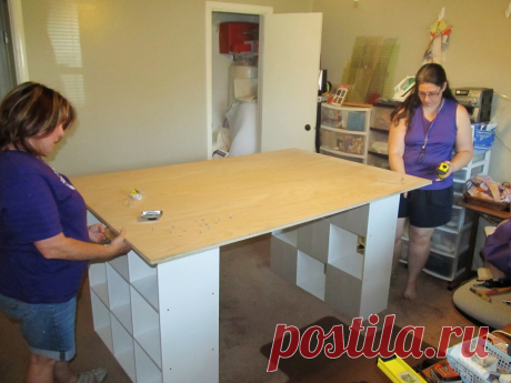 Ann's Quilt N' Stuff: My new 4 x 6 foot cutting table / ironing table we built for about $200 here is a step-by-step description of how we did it.