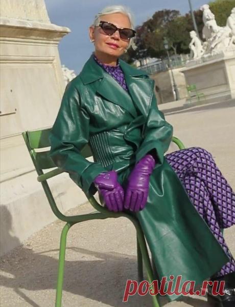 Почему женщинам до и после 50-ти стоит добавить в гардероб кожаную одежду (если, конечно, они хотят выглядеть стильно)
Кожаные вещи дефицитом сегодня не являются (как, собственно, и другая одежда), но будет преувеличением, если сказать, что изделия из кожи стали повседневной деталью в женском …
Читай дальше на сайте. Жми подробнее ➡