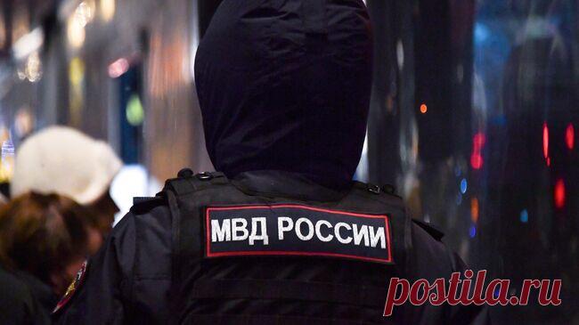 В Челябинске покупатель пострадал из-за скатившихся телег в "Ленте"