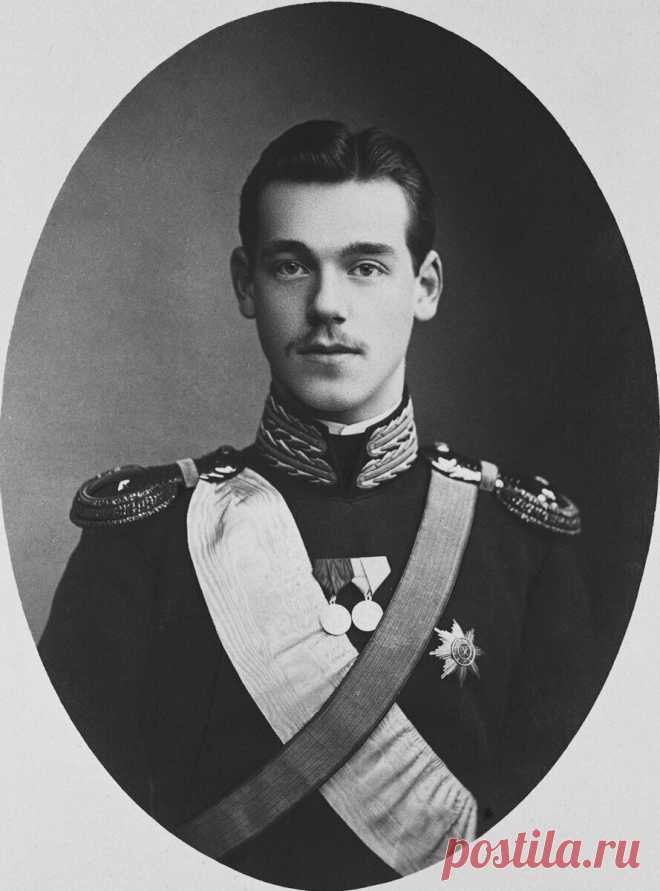 Портрет Михаила Александровича Романова. Ради какой женщины брат Николая II отказался от права на престол? | Старинные портреты и их секреты. | Яндекс Дзен
