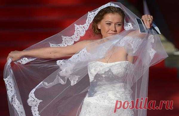 Мария Голубкина: http://zvezdi.mirtesen.ru/blog/43886274796