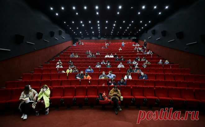 В Думе предложили законопроект для проката следующего «Аватара» в России. Законопроект о принудительном лицензировании зарубежных фильмов уже вносили в 2022 году. Он вызвал критику со стороны представителей отрасли. В новом документе их опасения будут учтены, заявил депутат Госдумы Антон Горелкин