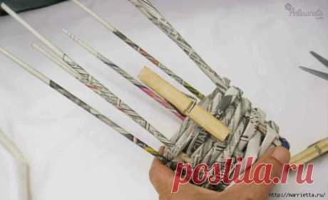 Плетение из газет для начинающих. Мастер-класс.