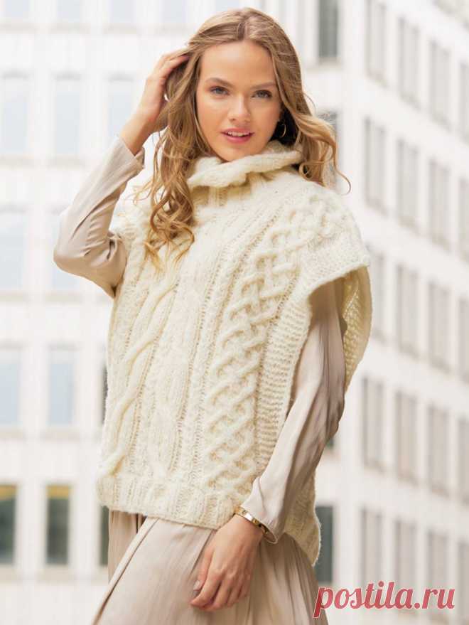 Stylish Woman's Cozy Oversized Vest with Wide Collar: A Knitting Guide