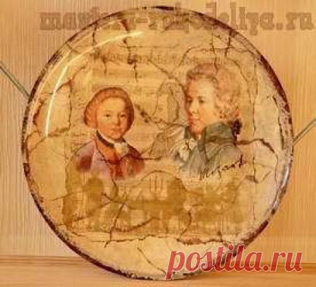Мастера рукоделия - рукоделие для дома. Бесплатные мастер-классы, фото и видео уроки - Мастер-класс по декупажу: Тарелка с обожженным фоном