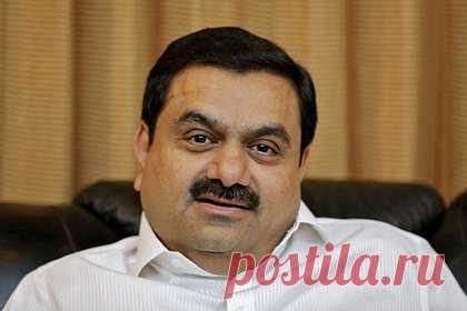 Бизнесмен из Индии обогнал Безоса в списке богатейших людей мира. Индийский мультимиллиардер Гаутам Адани обогнал основателя Amazon Джеффа Безоса в списке богатейших людей мира Bloomberg Billionaires Index и занял в нем вторую строчку. Адани начал год с 14-й строчки в индексе миллиардеров, но приумножил свое состояние до 146,9 миллиарда долларов.