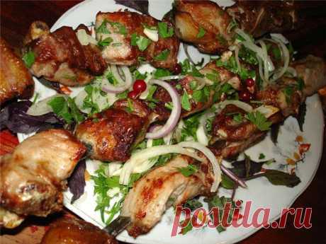 Любители шашлыка наверняка оценят очень вкусный шашлычок в маринаде из лука! Фантастический вкус! Заходи посмотреть рецепт...
