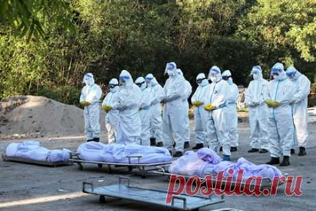 Спецдокладчик ООН назвал Мьянму страной-суперраспространителем COVID-19. Мьянма становится страной-суперраспространителем коронавируса, предупредил спецдокладчик ООН по стране Том Эндрюс. На фоне госпереворота там возник политический и экономический кризис, вылившийся, среди прочего, в забастовку врачей. Как следствие, стоит ожидать в скором времени появления в регионе новых очагов инфекции