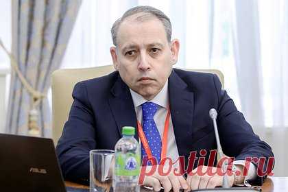Египет признал влияние украинского кризиса на торговлю. Египет видит сильное влияние украинского кризиса на торговлю, поэтому африканские страны будут искать выход из сложившейся ситуации. Об этом заявил посол Египта в России Назих Нагари. Дипломат отметил, что африканский континент намерен найти решение конфликта «для мира и стабильности в Европе и по всему миру».
