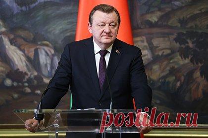 В Белоруссии заметили признаки отрезвления западных стран. У западных стран со временем наблюдаются признаки отрезвления в отношении к Белоруссии. Об этом заявил глава Министерства иностранных дел республики Сергей Алейник. При этом он добавил, что в 2023 году ситуация «на западном направлении» продолжила ухудшаться руками и усилиями контрпартнеров.