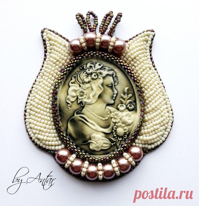 Кулон с камеей. "Нежность" | biser.info - всё о бисере и бисерном творчестве