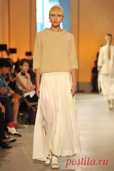 Hermes: Runway - Paris Fashion Week Spring / Summer 2012 - Pictures - Zimbio