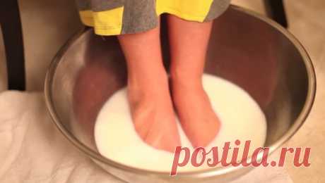 Самое простое и дешевое средство вылечить кожу ступней найдется на любой кухне