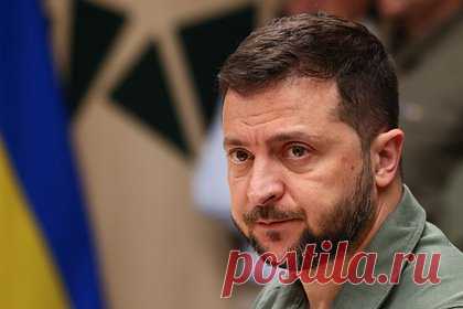 Зеленский заявил об адекватности украинцев. На Украине понимают, что страна не может вступить в НАТО до конца боевых действий. Об этом президент республики Владимир Зеленский заявил во время совместной пресс-конференции с генсеком альянса Йенсом Столтенбергом, указав на адекватное восприятие этих обстоятельств украинской стороной.