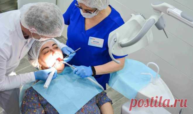 Безопасно ли отбеливание зубов? Развеиваем главные мифы вместе со стоматологом