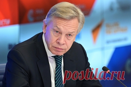 Пушков высмеял обещание Порошенко за год отобрать Крым. Сенатор Алексей Пушков обещание бывшего президента Украины Петра Порошенко за год отобрать Крым у России. «К заявлениям киевских политиков нельзя относиться серьезно. В основном они просто болтают: то ежегодно Крым "возвращают", то меняют Запад на Китай, то водружают флаг Украины над Севастополем», — отметил он.