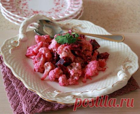 Салат «Розовый закат» В этом салате очень понравилось необычное сочетание ингредиентов.