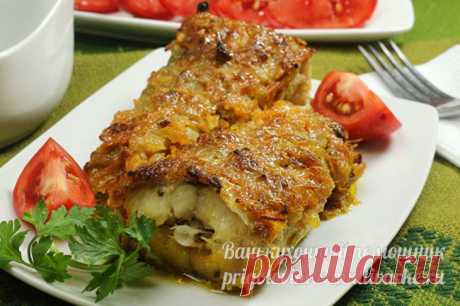 Минтай в духовке с морковью, луком и майонезом: пошаговый рецепт с фото