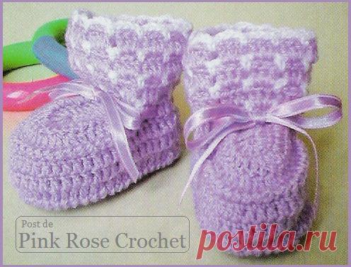 Пинетки и шапочка крючком