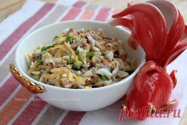Бесподобный салат с печенью трески - вкусно и быстро!  Очень вкусно!