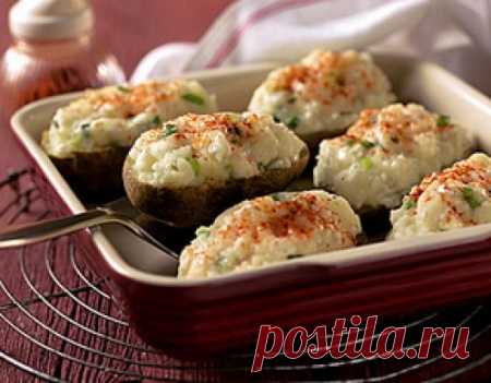 Фаршированный картофель Фаршированный картофель с беконом в духовке



Для приготовления фаршированного картофеля в духовке...