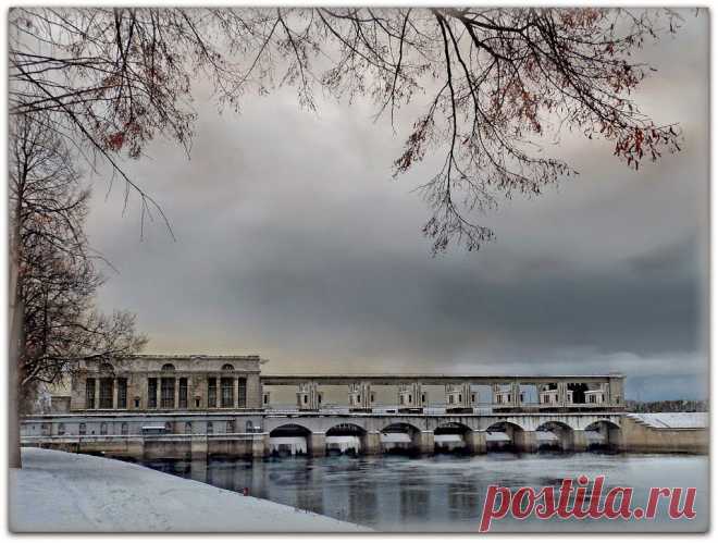 Uglich HPP dam.