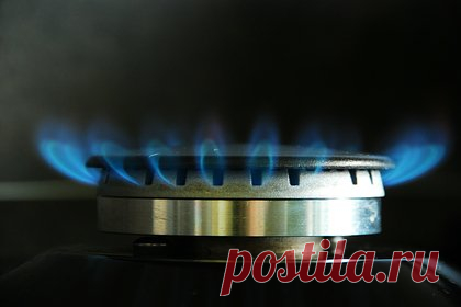Под Петербургом в жилом доме произошел взрыв газа. В городе Всеволожск Ленинградской области в многоквартирном доме произошел взрыв газа. Об этом сообщает 78.ru. По информации издания, взрыв газа на улице Боровая повредил балкон, кухню и окно квартиры. Пострадал один человек, его доставили в больницу. Сосед пострадавшего рассказал, что в доме полностью разрушен балкон.