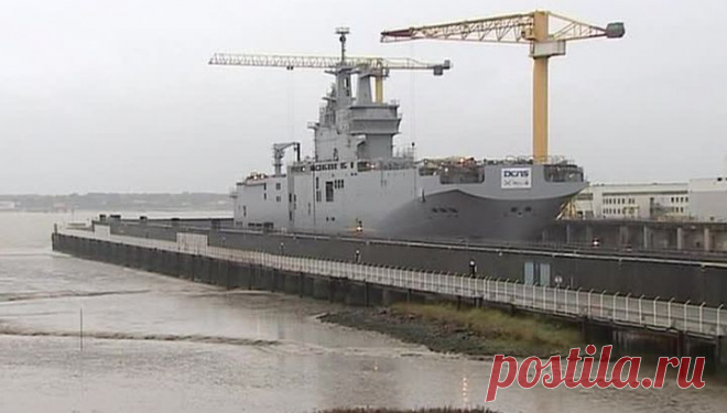 Вести.Ru: Один из "Мистралей" покинул причал в Сен-Назере