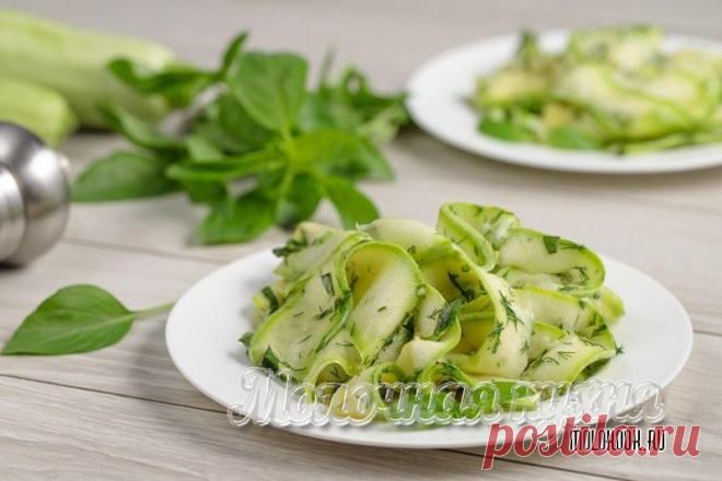 Маринованные кабачки быстрого приготовления - 11 рецептов с фото Узнайте, как приготовить маринованные кабачки рекордно быстро. 10 вкуснейших рецептов без закатки и 1 - на зиму.