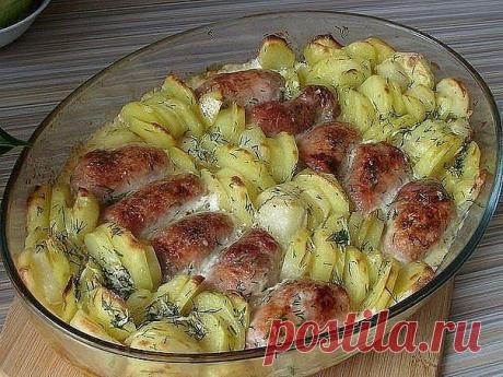 .5 ВКУСНЕЙШИХ ВТОРЫХ БЛЮД 

1.Пьяная рулька.
2.Буженина по-домашнему 
!2!етки с картошкой в сметанно-томатном соусе! 
4.Мясные рулетики с картошкой в сливках
5.Курочка в кефире

1.Пьяная рулька.

Ингредиенты:

рулька свиная 1.5 кг
морковь 0.5 шт
шпиговать
зубчик чеснока 5 шт
шпиговать
масло подсолнечное без запаха по вкусу
смесь перцев по вкусу
соль по вкусу
приправы по вкусу по вкусу
горчица острая по вкусу
пиво светлое 500 мл

Приготовление:

Рульку обмыть и обсушить…
На...