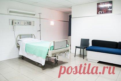 У расследовавших крушение поезда в Огайо появились симптомы неизвестной болезни. Семь экспертов Центра по контролю и профилактике заболеваний США (CDC), расследовавших крушение поезда с химикатами в Огайо, рассказали о симптомах неизвестной болезни. В начале марта у них появилась боль в горле, головная боль, кашель и тошнота, но недомогание прошло в течение суток.