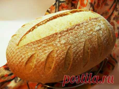 Эту красоту я испекла под металлической миской, эффект потрясающий!!